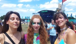 Festival We Love Green maquillage paillette Si Si La Paillette